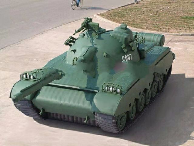 柳州军用充气坦克车